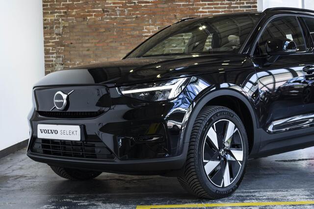 Volvo XC40 Single Motor Extended Range Plus 82 kWh | Google infotainment | Parkeercamera | Parkeersensoren voor + achter | Warmtepomp | Adaptive cruise control | Stoel en stuurwielverwarming | BLIS | Comfortstoelen
