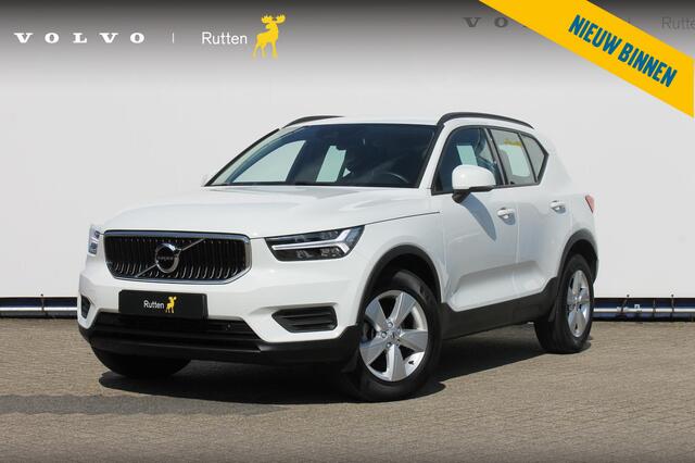 Volvo XC40 T2 129PK Automaat Momentum Core / Cruise Control / Apple Carplay / Android Auto / Bluetooth / Lane Assist /