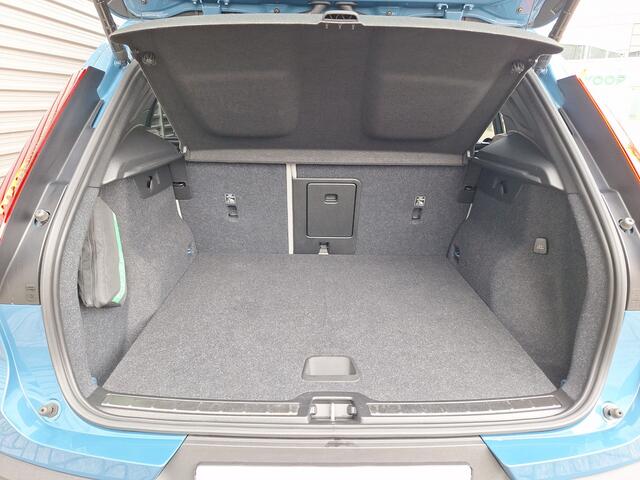 Volvo XC40 T4 Recharge Ultimate Bright / 360 camera / Woolbend bekleding / 20"/