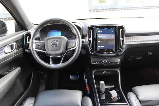 Volvo XC40 Recharge P8 AWD R-Design Panoramadak | Harman Kardon | 360 Cam