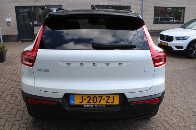 Volvo XC40 Recharge P8 AWD R-Design Panoramadak | Harman Kardon | 360 Cam