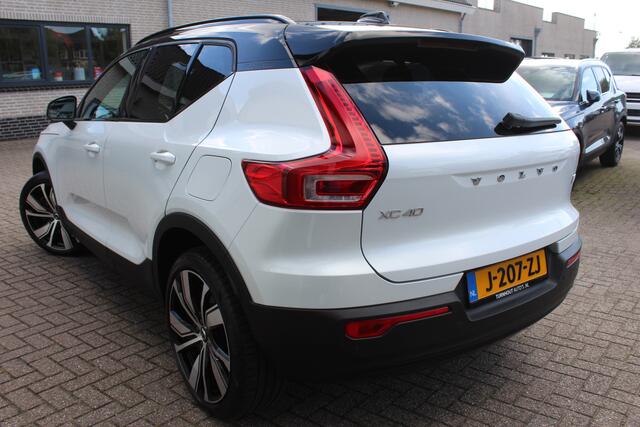Volvo XC40 Recharge P8 AWD R-Design Panoramadak | Harman Kardon | 360 Cam