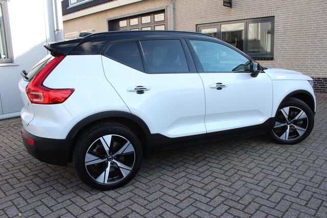 Volvo XC40 Recharge Twin Plus Camera | Keyless
