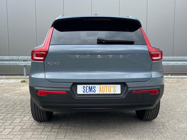 Volvo XC40 1.5 T5 Twin Engine Momentum Pro Panorama dak / 360 Camera / Full LED / NAP