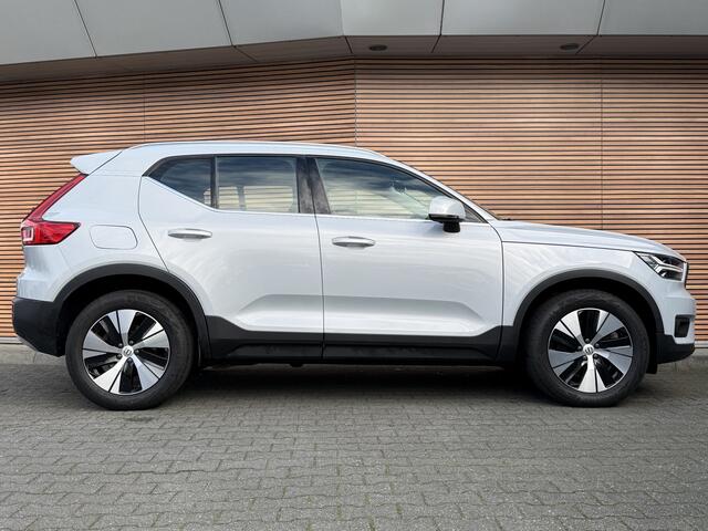 Volvo XC40 1.5 T4 Recharge Inscription Expression Navigatie / El. bedienbare achterklep / Carplay