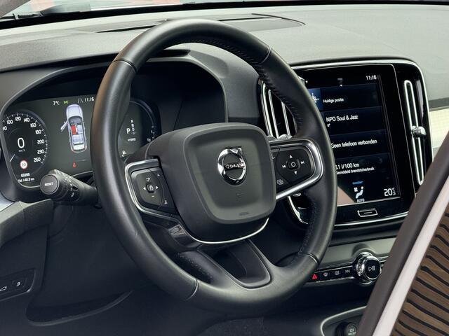 Volvo XC40 1.5 T4 Recharge Inscription Expression Navigatie / El. bedienbare achterklep / Carplay