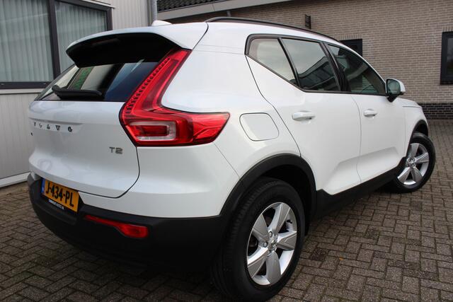 Volvo XC40 1.5 T2 Momentum AUTOMAAT | NL auto | elektr.trekhaak