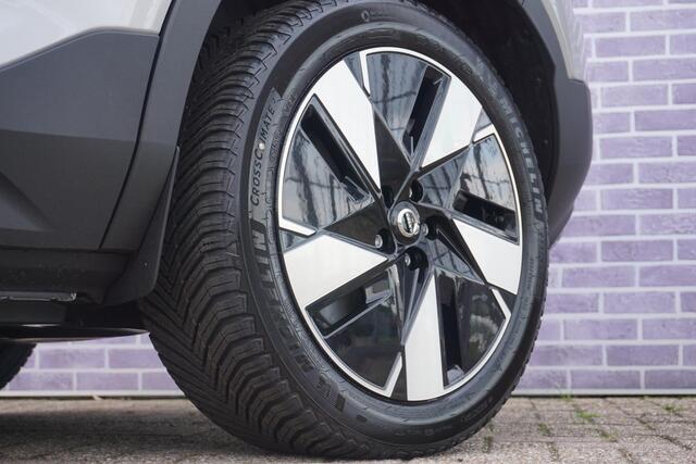Volvo XC40 Recharge Extended Range Core | VOORRAADKORTING | Voorraadauto | Warmtepomp | Stoel- en stuurverwarming | Google Maps
