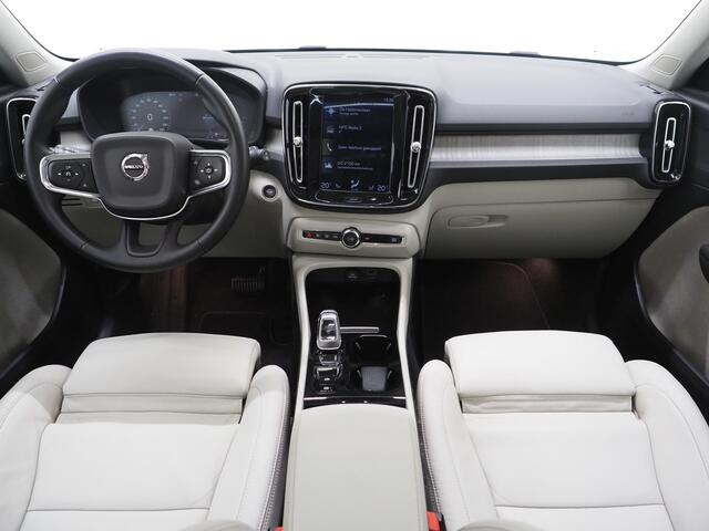 Volvo XC40 1.5 T5 Recharge Inscription | Panoramadak | Leder | 360 | Keyless | Trekhaak
