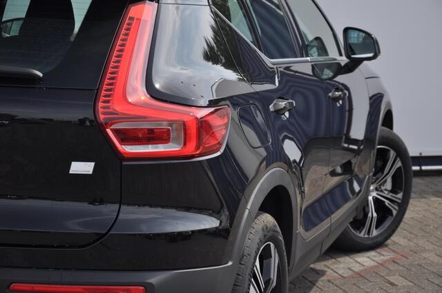 Volvo XC40 T4 211PK Automaat Recharge Inscription Expression / Cruise control/ Elektrische achterklep/ Parkeersensoren met camera/ DAB/ Apple carplay/ Bluetooth/ Climate control/ Stoel en stuurwielverwarming/ Regensensor