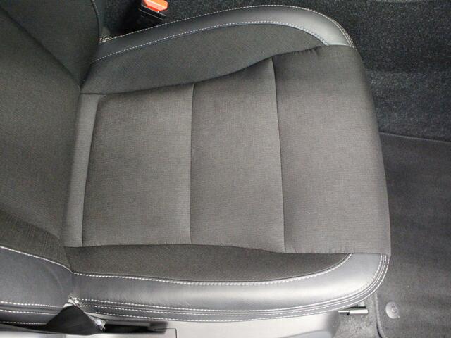 Volvo XC40 T4 Momentum | Rijklaarprijs | Stoelverwarming | BLIS |