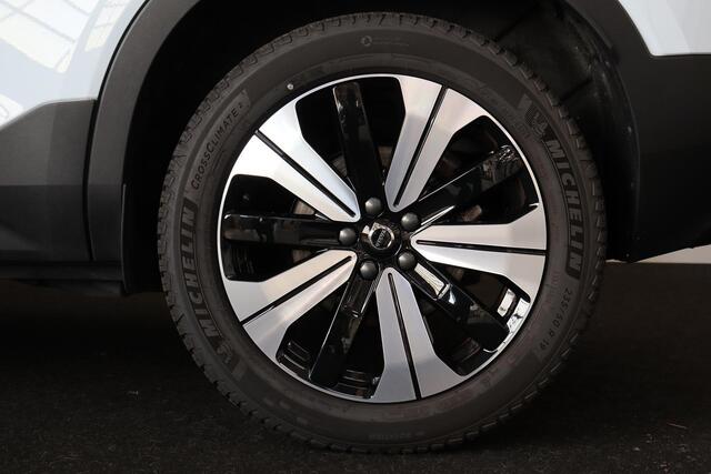 Volvo XC40 T4 Recharge Ultimate Dark - Panorama/schuifdak - IntelliSafe Assist & Surround - 360° Camera - Harman/Kardon audio - Verwarmde voorstoelen & stuur - Parkeersensoren voor & achter - Elektr. bedienb. voorstoelen met links geheugen - Draadloze tel. lader - E