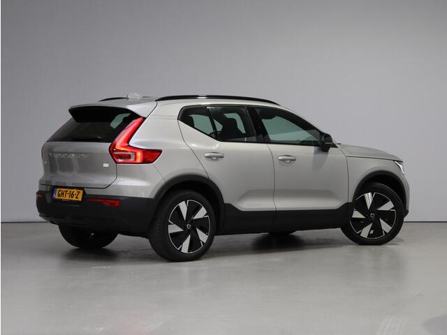Volvo XC40 Single Motor Extended Range Plus 82 kWh / Trekhaak / Keyless / Stoel en stuurverwarming /