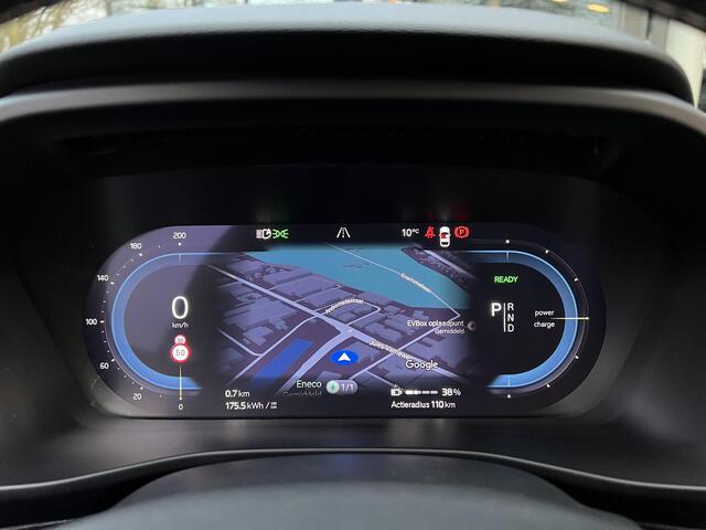 Volvo XC40 Recharge P8 AWD R-Design | Harman Kardon | Adaptieve Cruise Control |