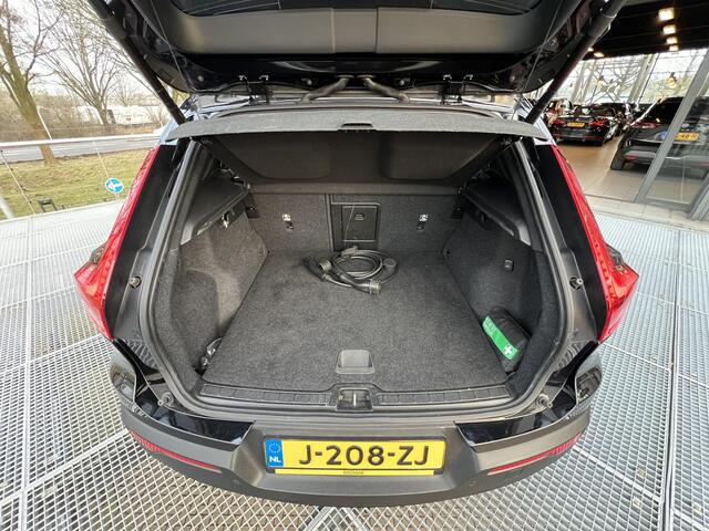 Volvo XC40 Recharge P8 AWD R-Design | Harman Kardon | Adaptieve Cruise Control |