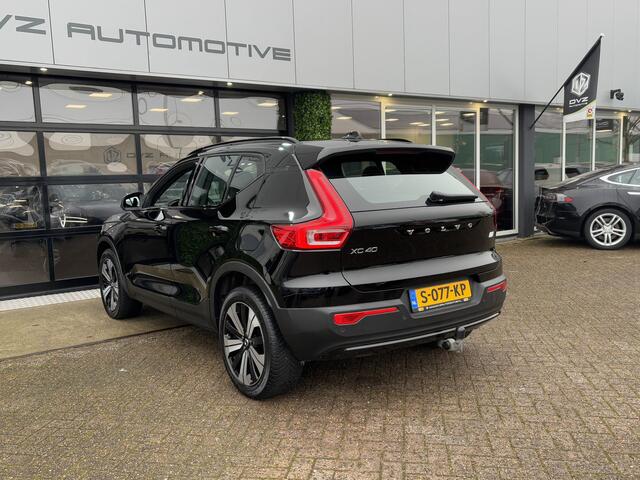 Volvo XC40 Recharge Core 70 kWh | Warmtepomp | Trekhaak | 424KM WLTP