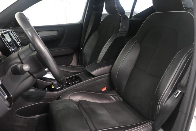 Volvo XC40 1.5 T3 Automaat | R-Design | Schuif kanteldak | Harman & Kardon | electr. achterklep | rondom zicht camera |