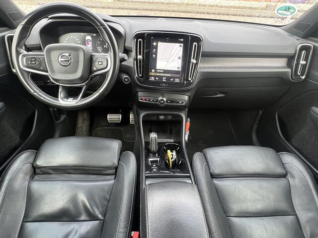Volvo XC40 2.0 T4 AWD Automaat R-Design Navigatie Trekhaak Panoramadak Leder Elek stoelen Standkachel 360 Camera Intellisafe Carplay NL Auto Vol