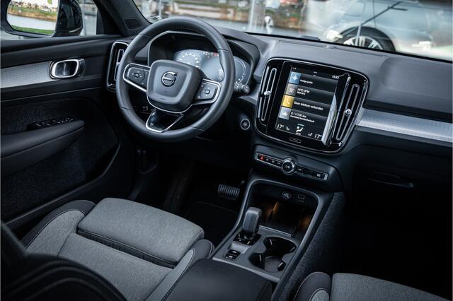 Volvo XC40 1.5 T4 Recharge Inscription Expression - Camera - Stuurverwarming All Season banden!