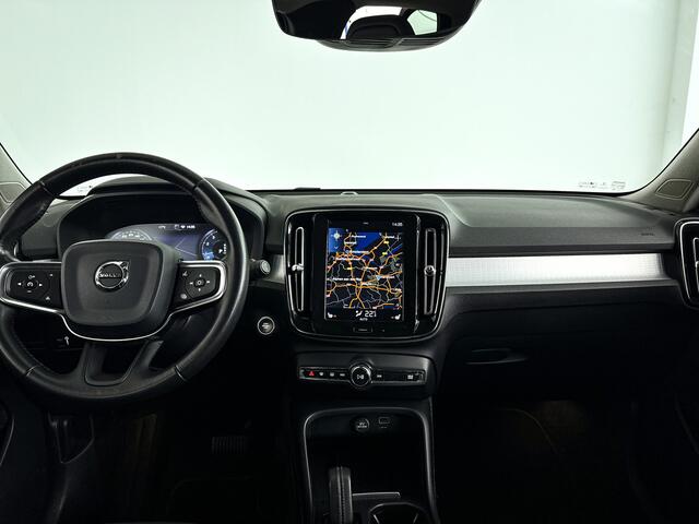 Volvo XC40 T3 Aut. Momentum Pro | Stoelverwarming | Parkeercamera | Trekhaak