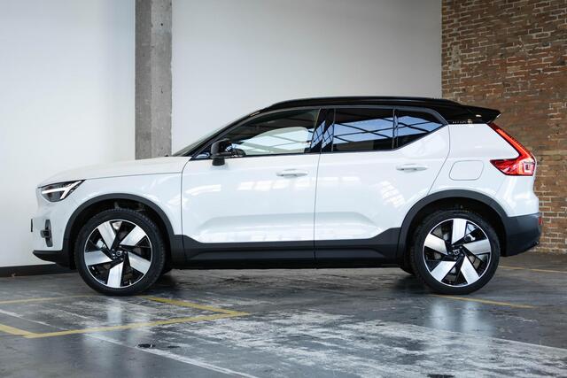 Volvo XC40 Single Motor Extended Range Ultimate 82 kWh | Panoramadak | Google infotainment | 360° parkeercamera | Stoel en stuurwiel verwarming | 20'' lichtmetalen velgen | Parkeersensoren voor + achter | Electrische bedienbare voorstoelen