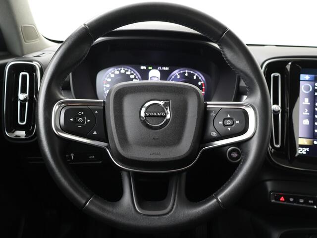 Volvo XC40 1.5 T2 R-Design | 122 PK | Automaat | Panoramadak | Navigatiesysteem |