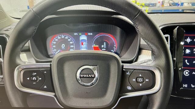 Volvo XC40 1.5 T4 Rech InscrExp