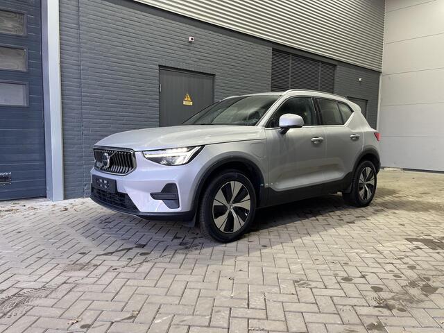 Volvo XC40 T4 Plug-in hybrid Core Bright | Camera | Stoel+Stuurverwarming | Keyless | Apple Carplay | Elektrische Achterklep