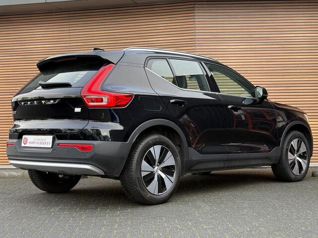 Volvo XC40 1.5 T5 Plug-in hybrid Plus Bright Leer / Navi / Stoel en Stuur verwarming / Keyless / LED / Adapt. Cruise
