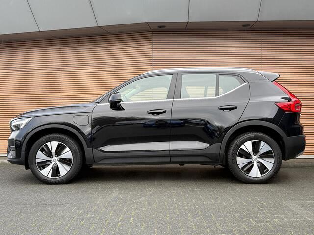Volvo XC40 1.5 T5 Plug-in hybrid Plus Bright Leer / Navi / Stoel en Stuur verwarming / Keyless / LED / Adapt. Cruise