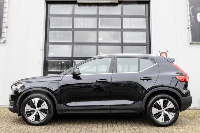 Volvo XC40 1.5 T5 Recharge Inscription CAM NAV