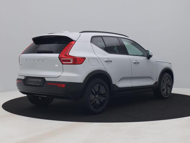 Volvo XC40 1.5 T4 Recharge Inscription Expression | BLACK EDITION | KEYLESS