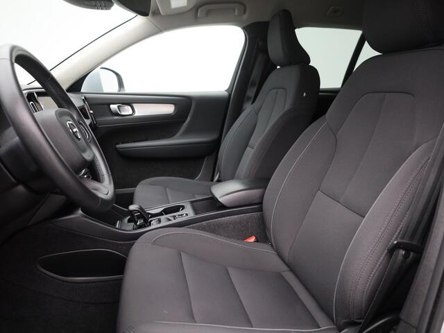 Volvo XC40 1.5 T4 Recharge Inscription Expression | BLACK EDITION | KEYLESS