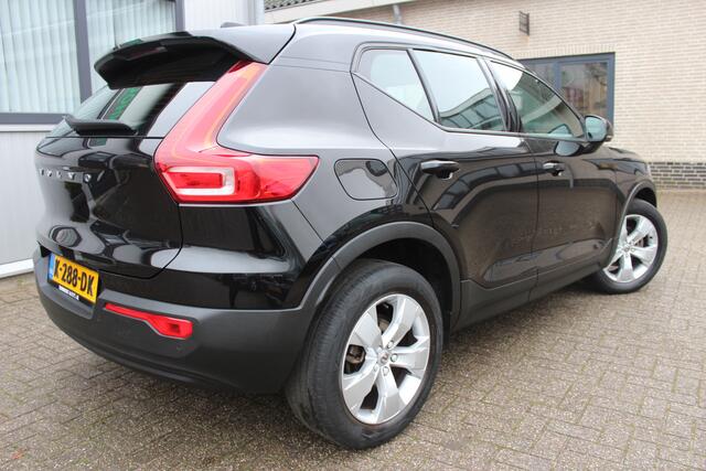 Volvo XC40 1.5 T2 Momentum Automaat | NL auto | Apple carplay