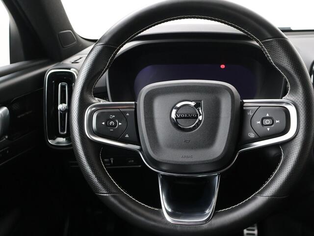Volvo XC40 Recharge P8 AWD R-Design | 408 PK | Automaat | App-Connect | 360 graden Camera | Elektrische stoelen |