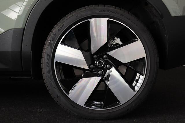 Volvo XC40 Single Motor Plus 69 kWh - IntelliSafe Assist & Surround - Parkeercamera achter - Verwarmde voorstoelen & stuur - Parkeersensoren voor & achter - Warmtepomp - Draadloze tel. lader - 19' LMV