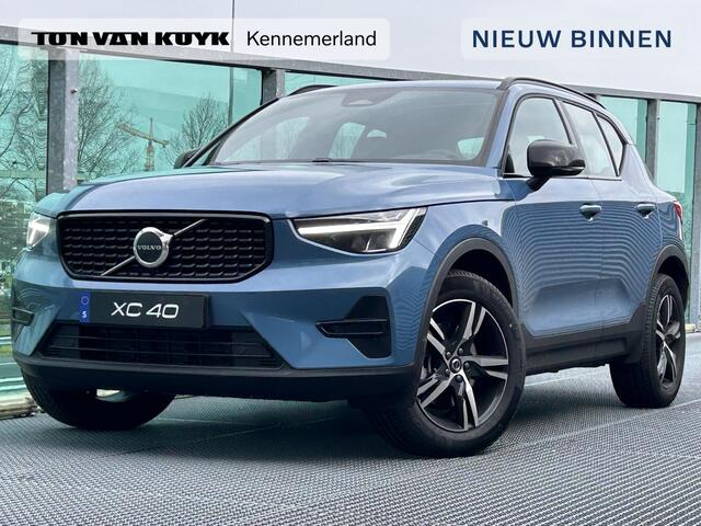 Volvo XC40 2.0 B4 Plus Dark Automaat, Mild hybrid, Panoramadak, R-design wielen, Stoelverwarming, Stuurverwarming, Harman Kardon audio, Parkeercamera, Park assist voor- en achter