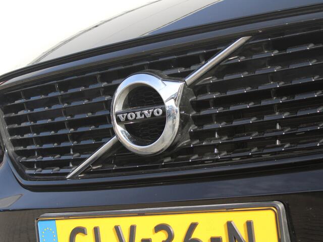 Volvo XC40 2.0 T5 AWD R-Design CAMERA | HARMAN KARDON | PANO | STOELVERW | AFN TREKHAAK |