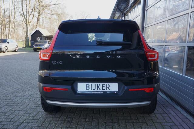 Volvo XC40 1.5 T3 Momentum Business