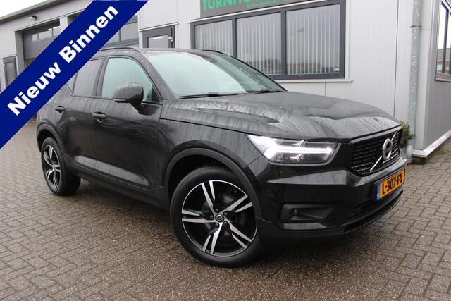 Volvo XC40 1.5 T3 R-Design Climate pack | Camera