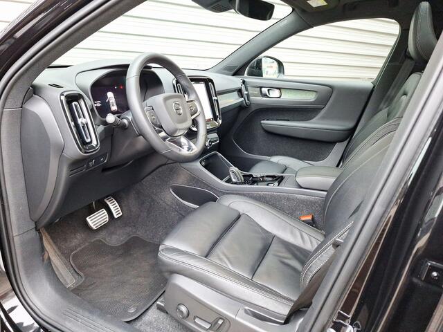 Volvo XC40 Recharge Twin Pro / 20" Velgen / Audio Harman Kardon / Kantel schuifdak / Blis /