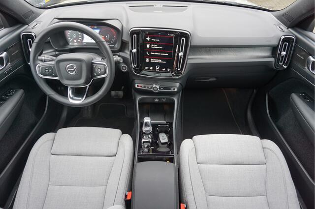 Volvo XC40 1.5 T5 Recharge Inscription 360°Camera Blis Alarm Pilot-assists