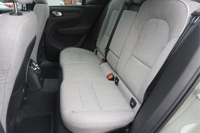 Volvo XC40 1.5 T5 Recharge Inscription 360°Camera Blis Alarm Pilot-assists