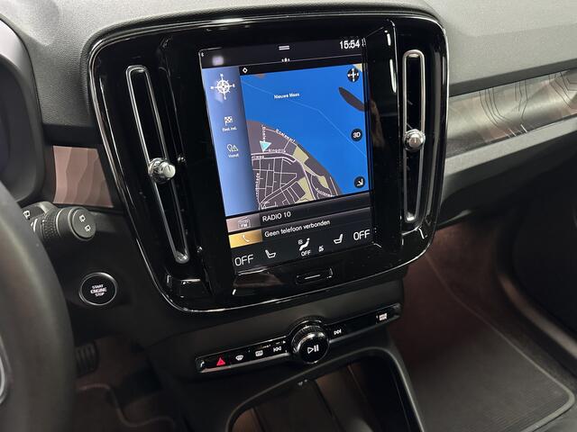 Volvo XC40 1.5 T4 Plug-in hybrid Ultimate Dark