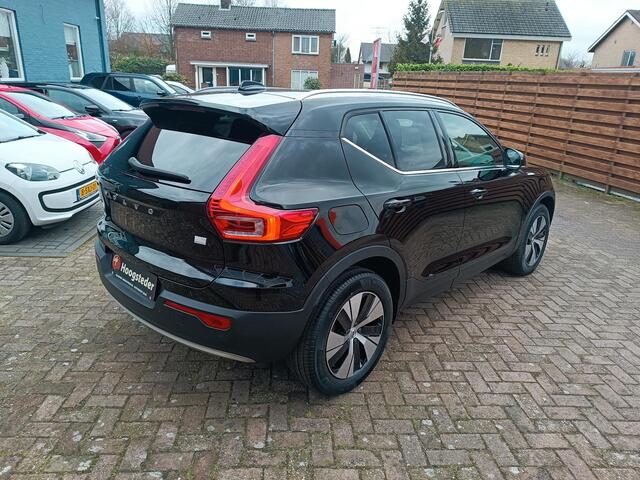 Volvo XC40 1.5 T4 Recharge Inscription, leer, schuifdak