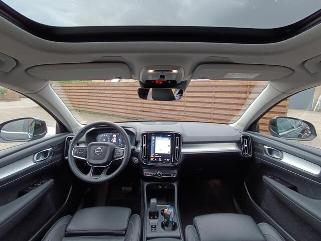 Volvo XC40 1.5 T4 Recharge Inscription, leer, schuifdak