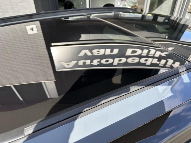 Volvo XC40 1.5 T5 Plug-in hybrid Ultimate Dark
