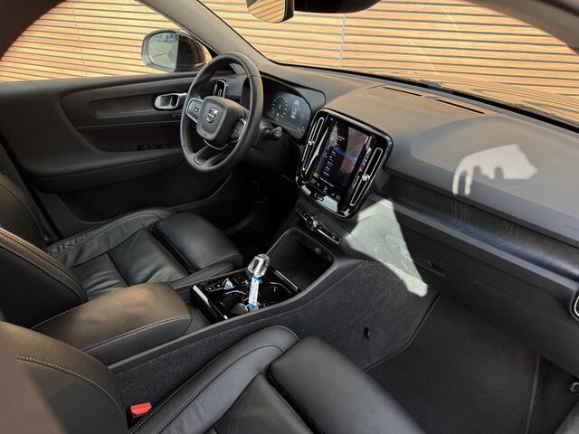 Volvo XC40 1.5 T4 Plug-in hybrid Plus Bright Dodehoek / Leer / Navi / Camera / Adapt. Cruise