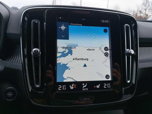 Volvo XC40 1.5 T5 Recharge R-Design | Trekhaak | Stuur + Stoel verwarming | Camera | Full Active LED | Volvo On Call