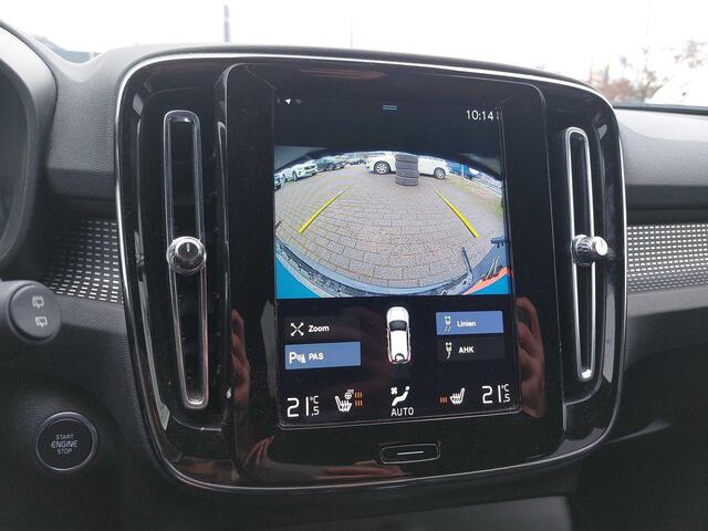 Volvo XC40 1.5 T5 Recharge R-Design | Trekhaak | Stuur + Stoel verwarming | Camera | Full Active LED | Volvo On Call